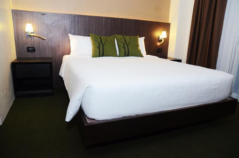 Stradella Hotel Cainta Kültér fotó